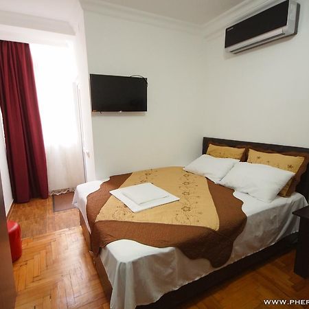 Pheria Batumi Esterno foto